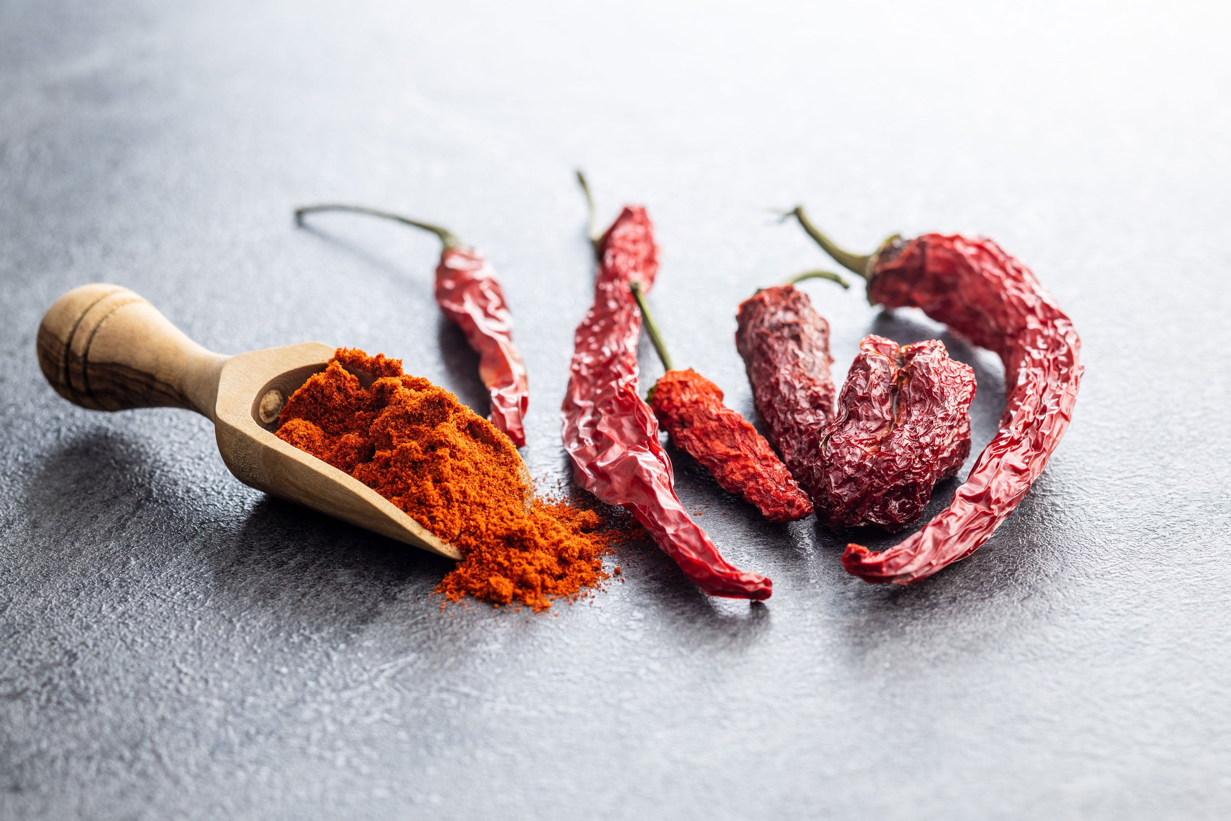 9 Amazing Benefits of Using Dried Chillies